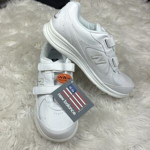 NWT New Balance Walking DSL-2 Velcro Sneakers